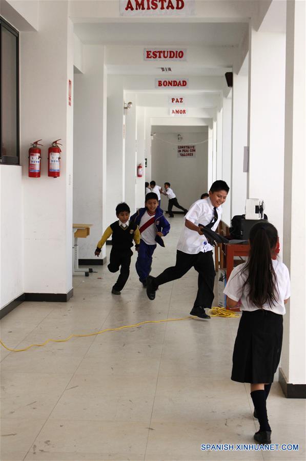 (2)PERU-SANTA CRUZ DE COCACHACRA-CHINA-EDUCACION-RELACIONES-SERIE