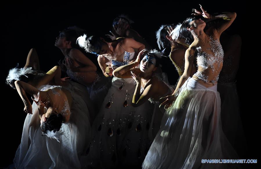 (11)CHINA-KUNMING-CULTURA-EVENTO