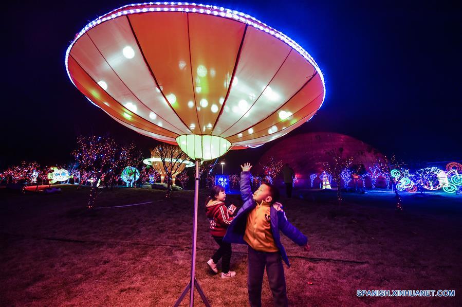 (2)CHINA-ZHEJIANG-SOCIEDAD-EXHIBICION