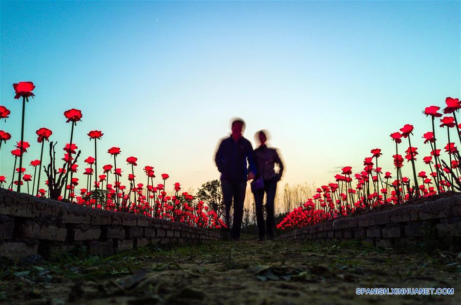 (6)CHINA-ZHEJIANG-SOCIEDAD-EXHIBICION