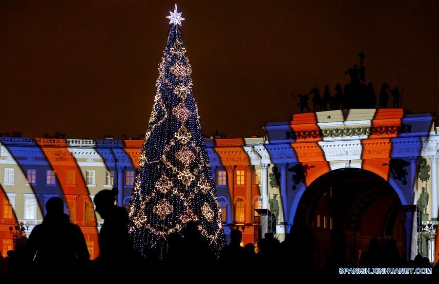 (5)RUSIA-SAN PETERSBURGO-SOCIEDAD-EVENTO