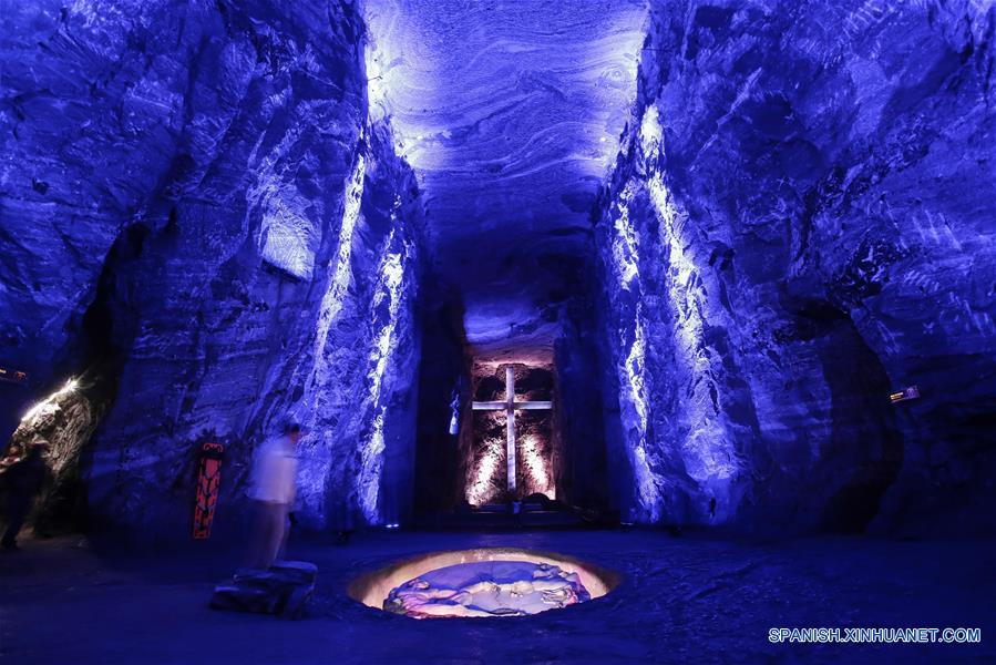 (3)COLOMBIA-ZIPAQUIRA-CHINA-CULTURA-EVENTO