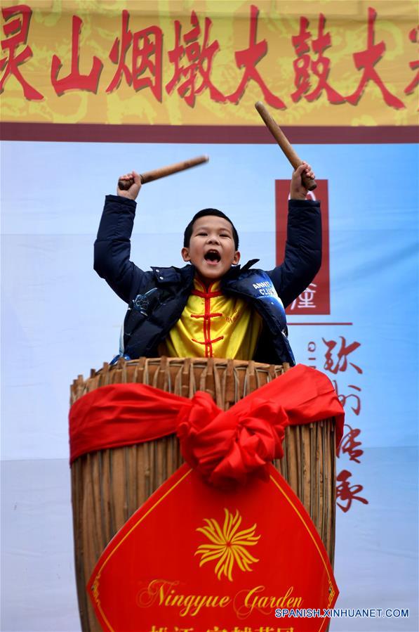 (2)CHINA-GUANGXI-SOCIEDAD-FESTIVAL