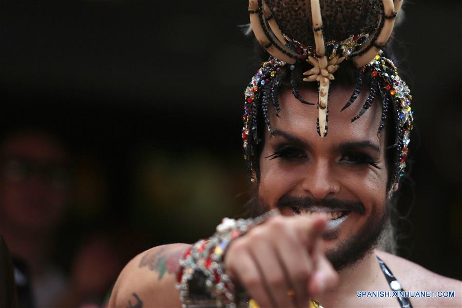 (3)BRASIL-SAO PAULO-SOCIEDAD-CARNAVAL