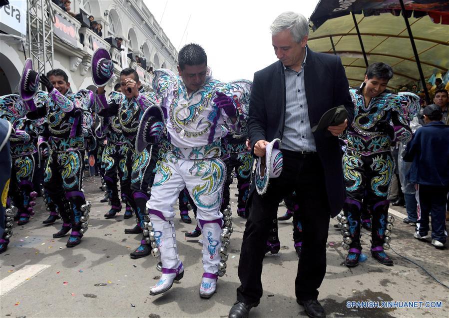 (7)BOLIVIA-ORURO-SOCIEDAD-CARNAVAL