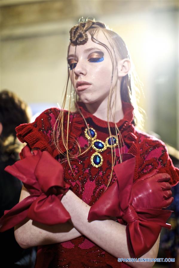 (25)ITALIA-MILAN-MODA-SEMANA MODA