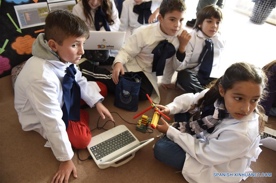 (5)URUGUAY-MONTEVIDEO-EDUCACION-FORO