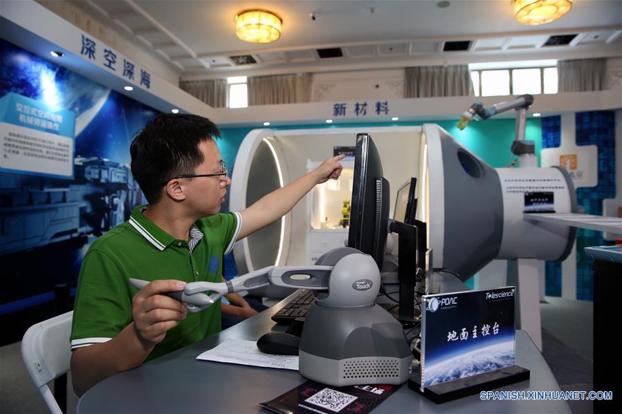 (2)CHINA-BEIJING-TECNOLOGIA-EVENTO