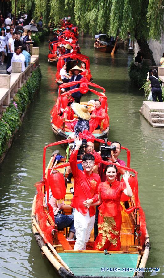 (4)CHINA-SUZHOU-SOCIEDAD-EVENTO