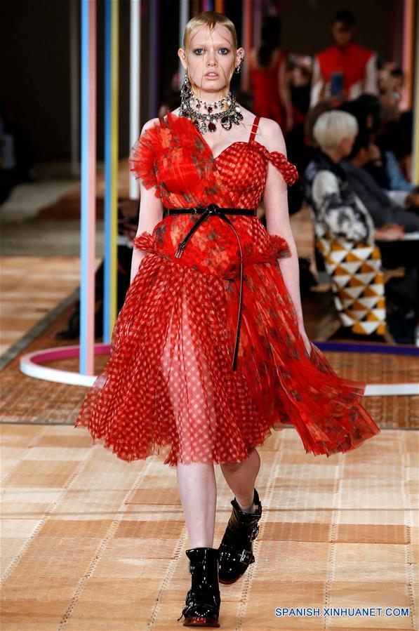 (12)FRANCIA-PARIS-MODA-SEMANA MODA