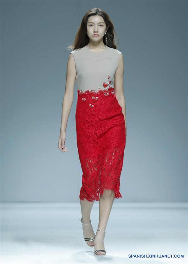 (5)CHINA-BEIJING-MODA-SEMANA MODA