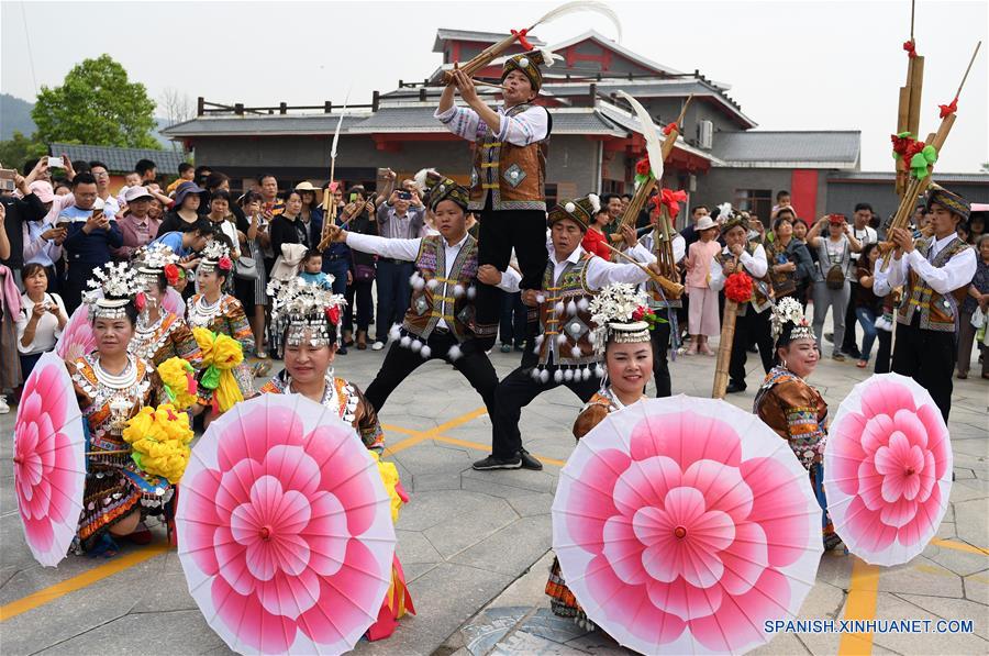 (4)CHINA-GUANGXI-FESTIVAL SANYUESAN