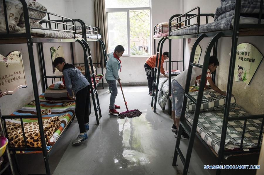 (2)CHINA-SICHUAN-TERREMOTO-ESCUELA-RECONSTRUCCION-SERIE