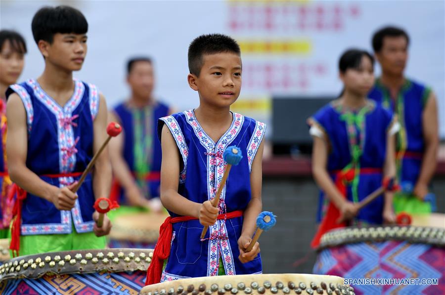 (5)CHINA-GUANGXI-FESTIVAL WEIFENG 