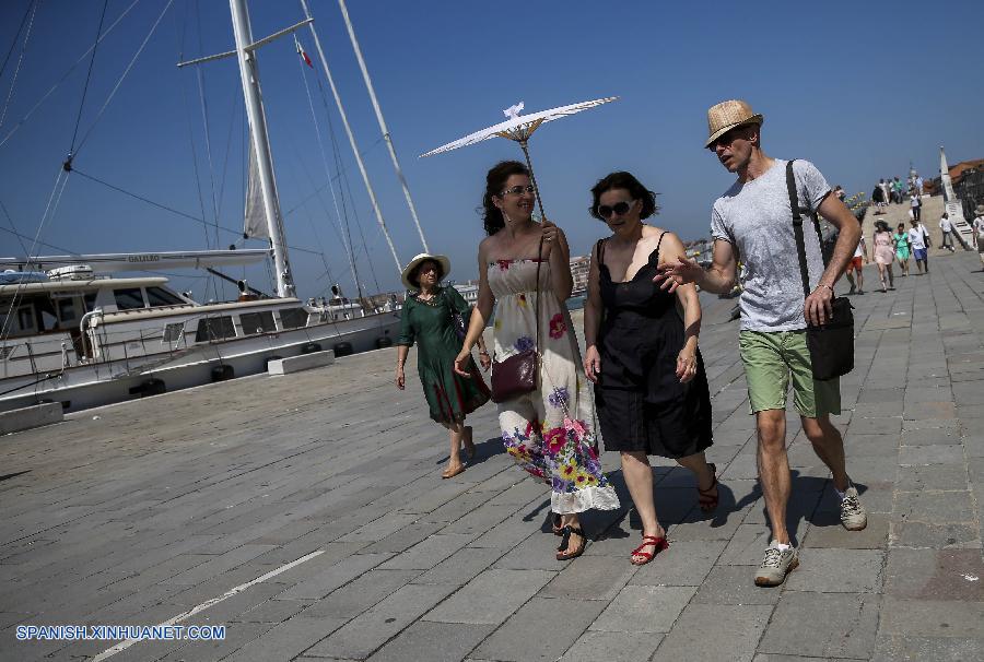 La Organización Meteorológica Mundial (OMM) advirtió hoy que muchas partes de Europa tendrán calor elevado o sumamente elevado durante los días próximos.