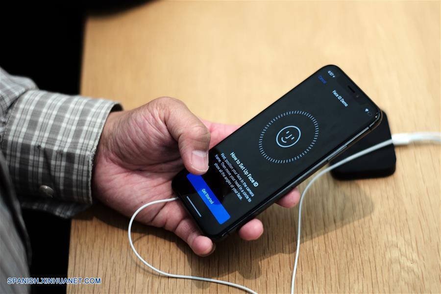 (6)EEUU-NUEVA YORK-TECNOLOGIA-IPHONE X