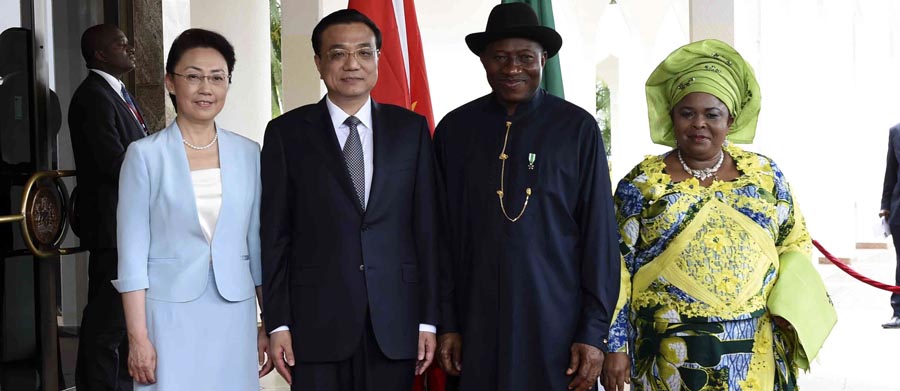 RESUMEN: PM chino promueve renovado marco de cooperación en Africa