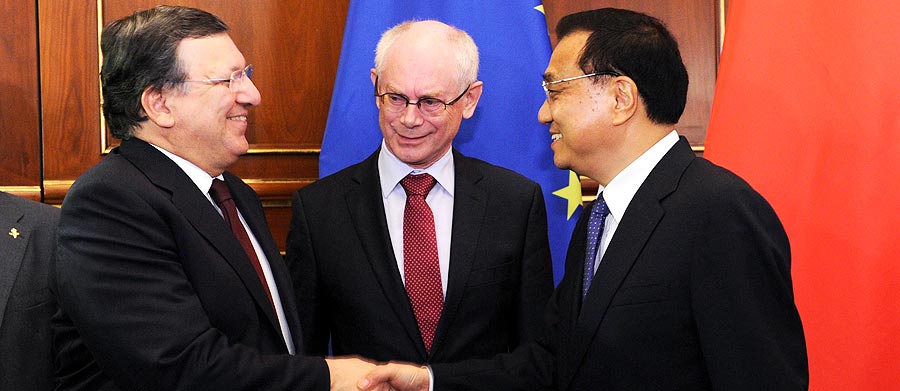 China y UE prometen acelerar conversaciones sobre tratado de inversión