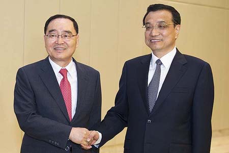 PM Li exhorta a China y RDC a acelerar negociaciones sobre ALC
