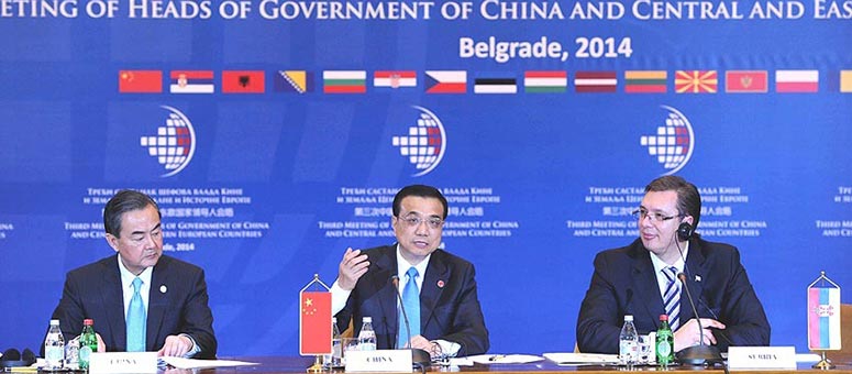 Premier Li expresa disposición de China para impulsar lazos económicos con países de Europa Central y Oriental