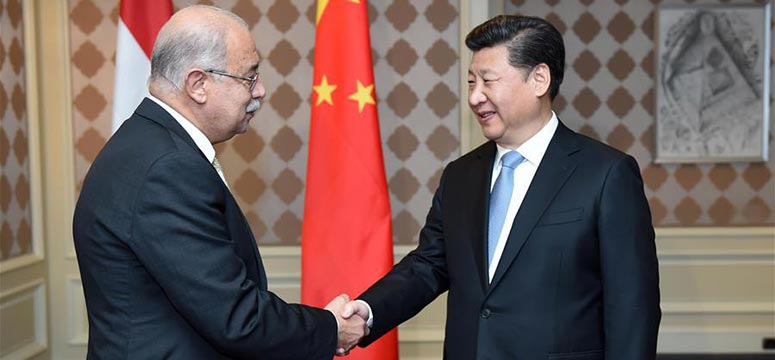 Xi: China anima a compañías a participar en proyectos de gran escala en Egipto