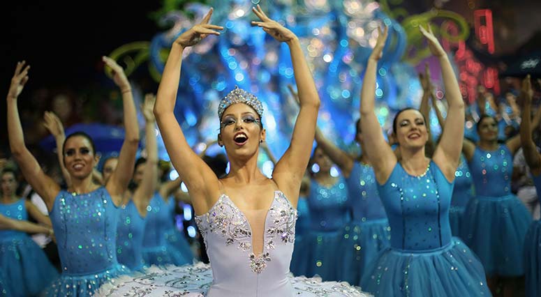 Esperado Carnaval de Río de Janeiro inicia en Brasil