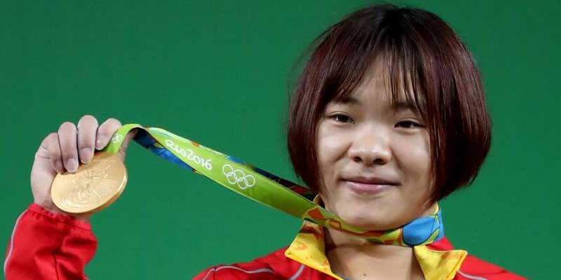 Río 2016: Xiang consigue oro para China en halterofilia pese a lesión de cuello