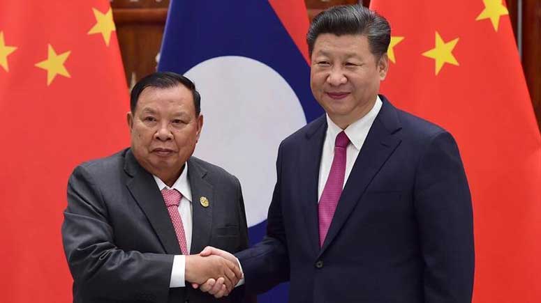Presidente chino propone comunidad de destino común con Laos