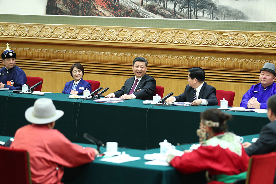 (Dos sesiones)Presidente chino subraya foco de desarrollo de economía de alta calidad