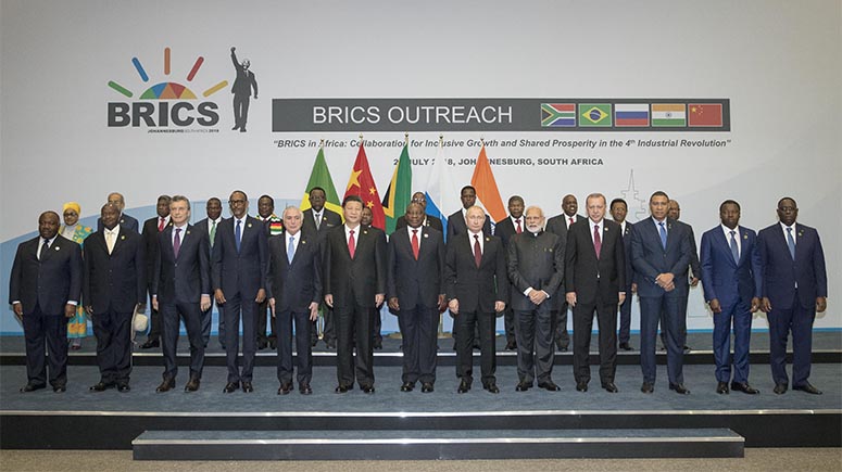 Xi pide expandir cooperación "BRICS Plus" para abordar desafíos comunes