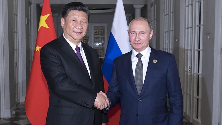 Xi y Putin intercambian opiniones sobre situación internacional actual