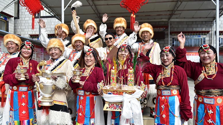 Celebran Año Nuevo tibetano y Festival de Primavera en Lhasa