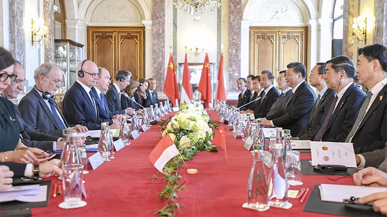 Xi sostiene conversaciones con príncipe Alberto II sobre fortalecimiento de relaciones China-Mónaco