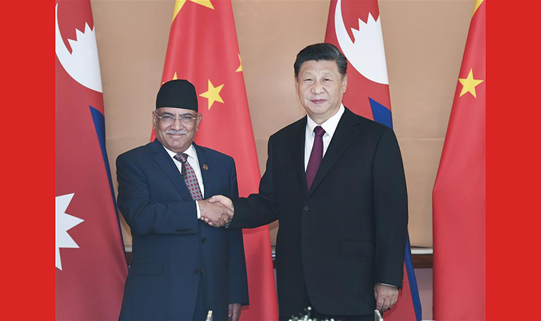 Xi se reúne con copresidente de Partido Comunista de Nepal para promover relaciones entre partidos
