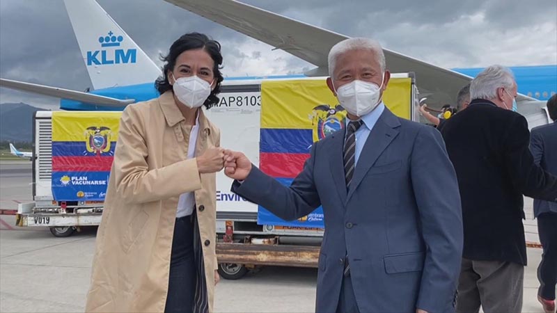 Llega a Ecuador segundo lote de vacunas chinas de Sinovac contra COVID-19