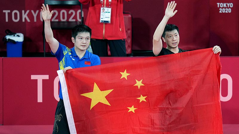 Tokio 2020: China consigue medallas de oro y plata en individual masculino de tenis de mesa