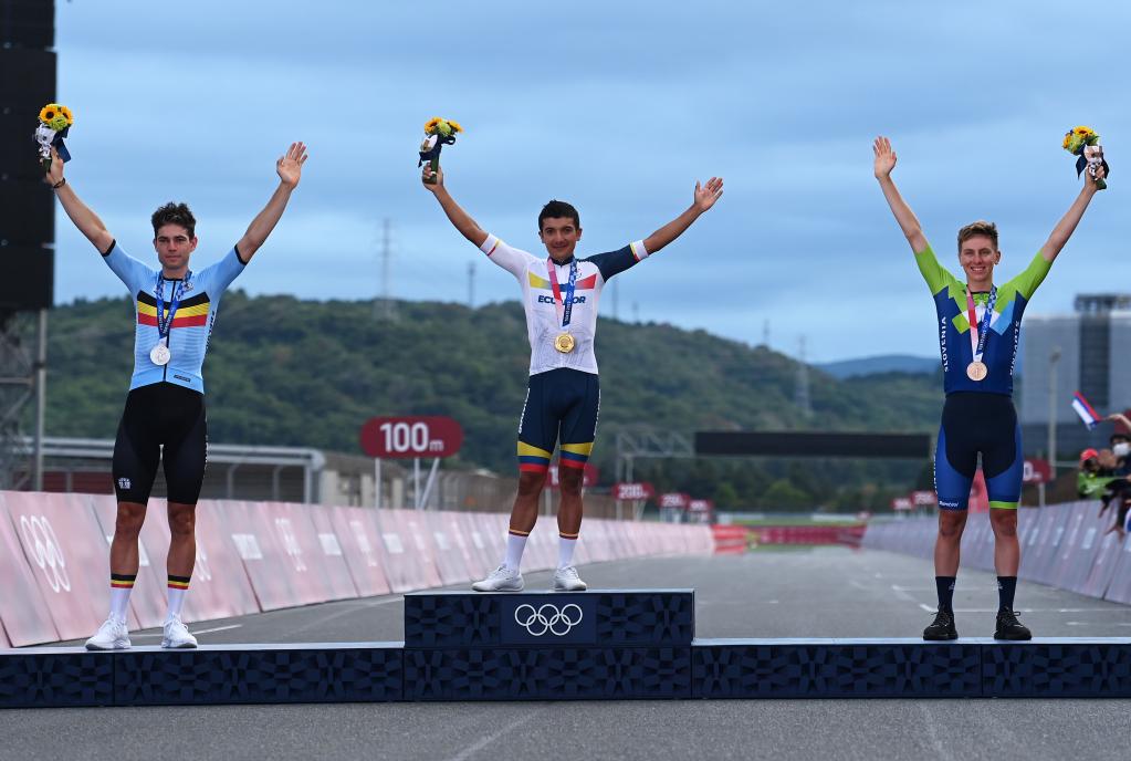Tokio 2020: Ecuatoriano Richard Carapaz gana oro en ciclismo en ruta