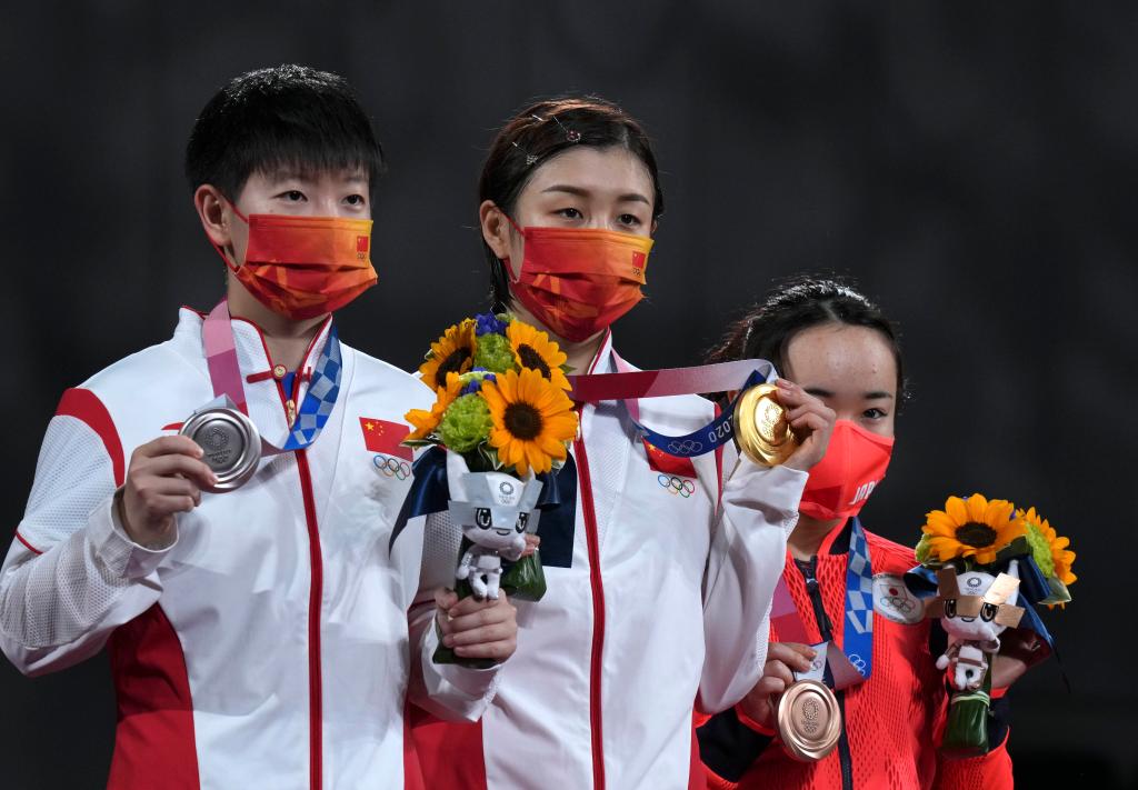 Tokio 2020: China consigue medallas de oro y plata en individual femenino