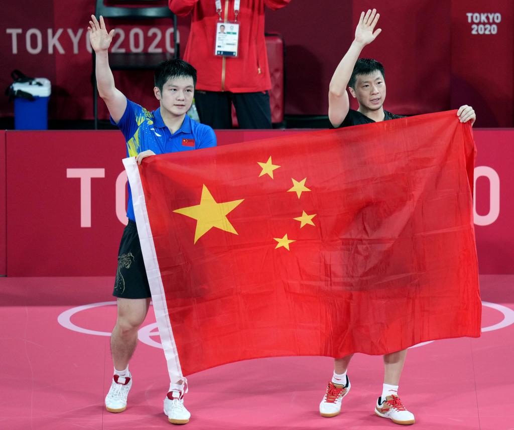 Tokio 2020: China consigue medallas de oro y plata en individual masculino de tenis de mesa