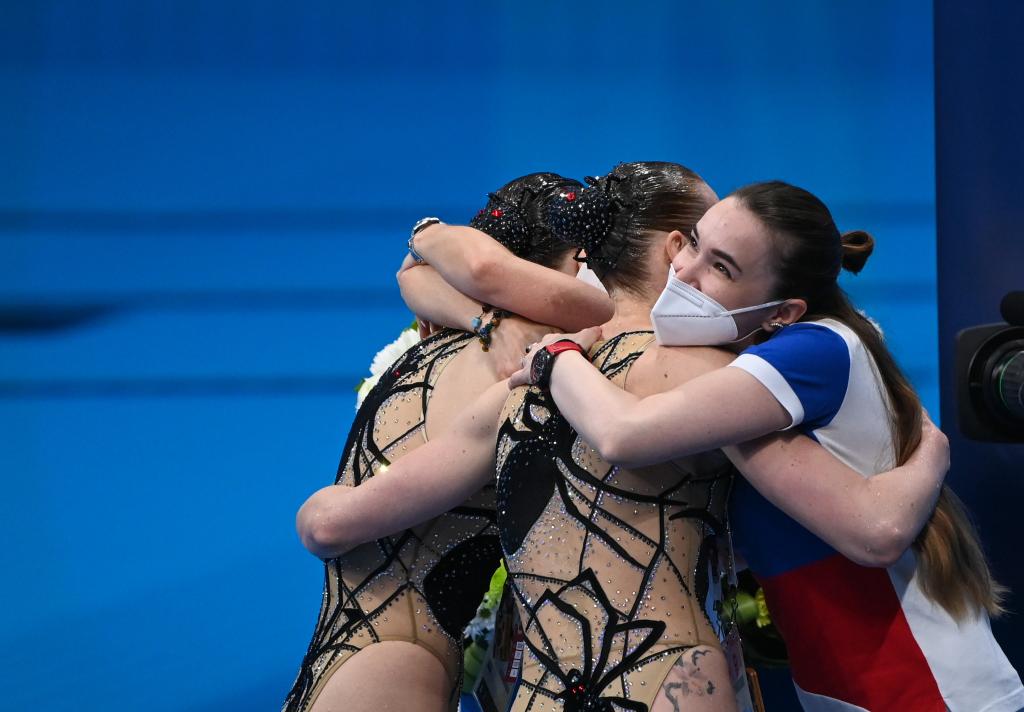 Tokio 2020: Romashina y Kolesnichenko, de COR, ganan oro en dúos en natación sincronizada en JJOO