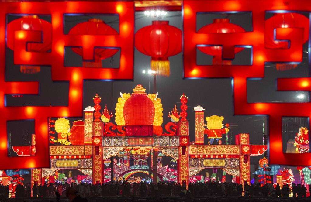 Espect&aacute;culo de linternas en Urumqi, Xinjiang