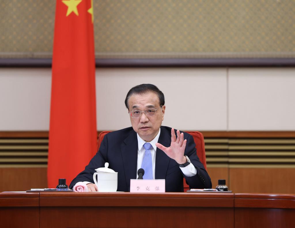 Primer ministro chino subraya dar prioridad a estabilidad en desarrollo económico