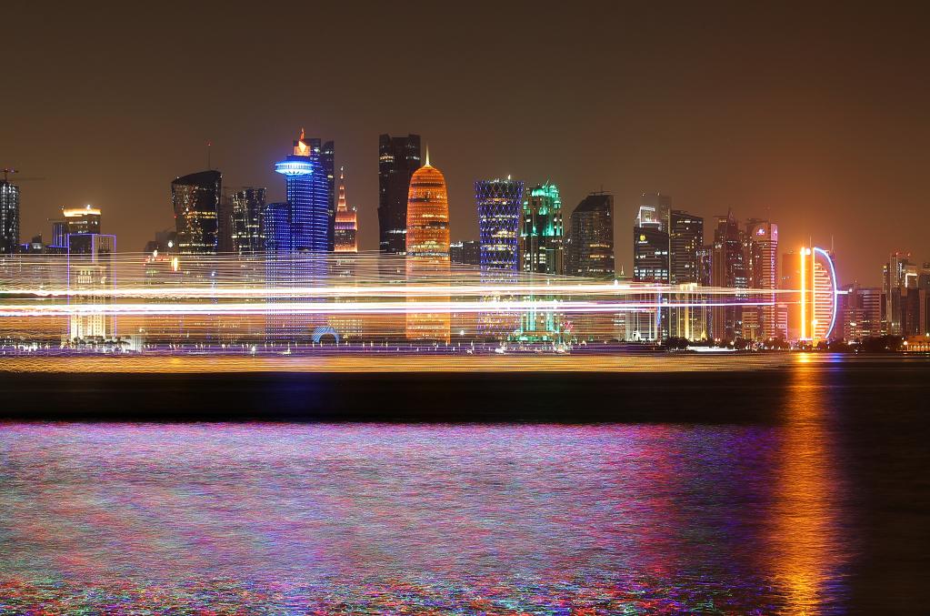 Paisaje nocturno de Doha, Qatar