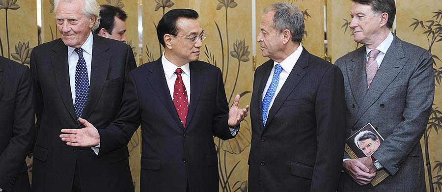 Premier Li urge a juventud china y británica a promover relaciones bilaterales