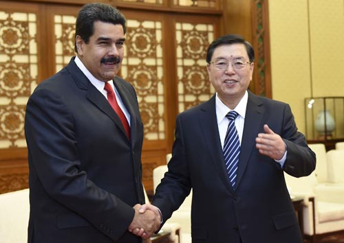 Máximo legislador chino se reúne con presidente venezolano