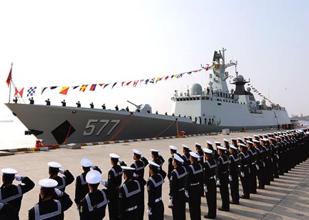 Armada de China recibe nuevo destructor de misiles