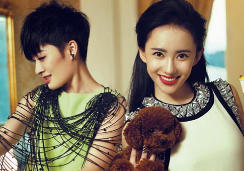 Actriz Liu Mengmeng y cantante Zeng Yike posan para Bazaar