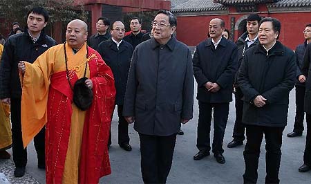Máximo asesor político de China destaca tratar asuntos religiosos de acuerdo con ley