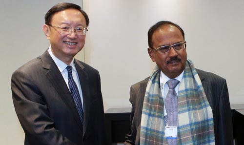 China e India expresan voluntad para profundizar y ampliar cooperación bilateral