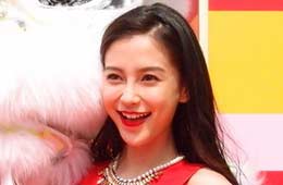 Angelababy asiste a una actividad en Hong Kong